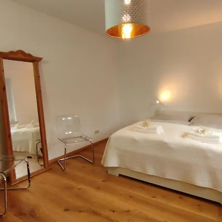 Ferienhaus 2 Im Doppelpack Für Naturliebhaber, Strandnah, Ruhig, Mit Großen Gärten