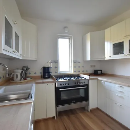 2 Im Doppelpack Für Naturliebhaber, Strandnah, Ruhig, Mit Großen Gärten Klein Stromkendorf