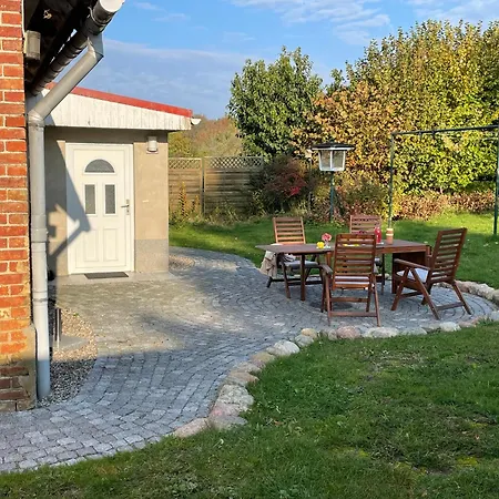 2 Im Doppelpack Für Naturliebhaber, Strandnah, Ruhig, Mit Großen Gärten Klein Stromkendorf