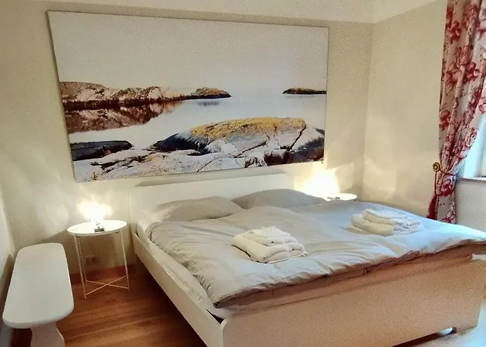 2 Ferienhaeuser Im Doppelpack Fuer Naturliebhaber, Strandnah, Ruhig, Mit Grossen Gaerten