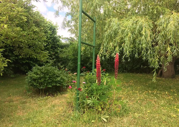 別荘 2 Ferienhaeuser Im Doppelpack Fuer Naturliebhaber, Strandnah, Ruhig, Mit Grossen Gaerten Klein Strömkendorf
