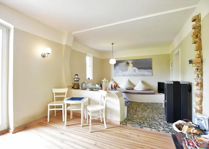 別荘 2 Ferienhaeuser Im Doppelpack Fuer Naturliebhaber, Strandnah, Ruhig, Mit Grossen Gaerten