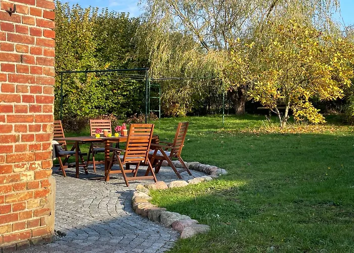 2 Ferienhaeuser Im Doppelpack Fuer Naturliebhaber, Strandnah, Ruhig, Mit Grossen Gaerten
