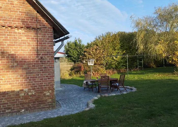 2 Ferienhaeuser Im Doppelpack Fuer Naturliebhaber, Strandnah, Ruhig, Mit Grossen Gaerten 別荘 Klein Strömkendorf