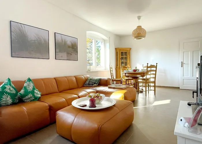 2 Ferienhaeuser Im Doppelpack Fuer Naturliebhaber, Strandnah, Ruhig, Mit Grossen Gaerten 別荘 Klein Strömkendorf