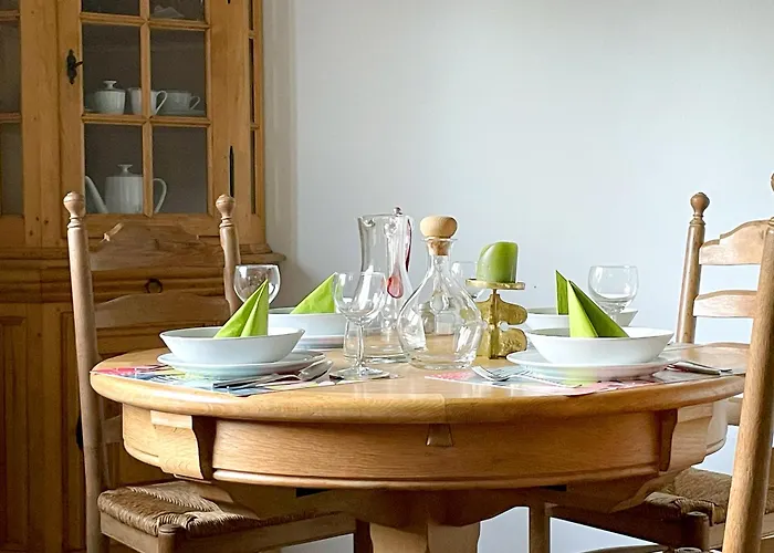 2 Ferienhaeuser Im Doppelpack Fuer Naturliebhaber, Strandnah, Ruhig, Mit Grossen Gaerten 別荘 Klein Strömkendorf